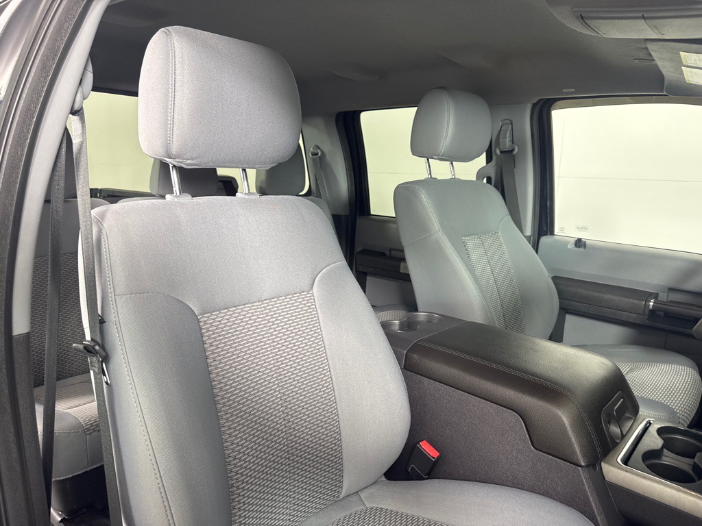 2016 Ford F-350 Image 25