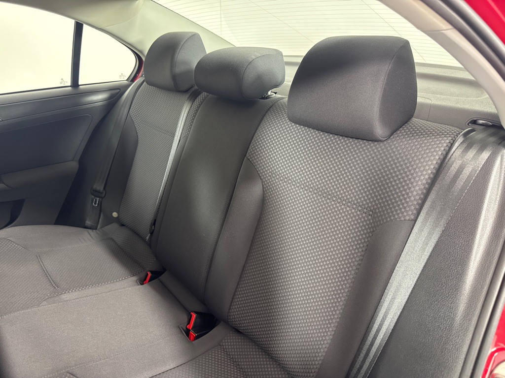 2011 Volkswagen Jetta Image 21