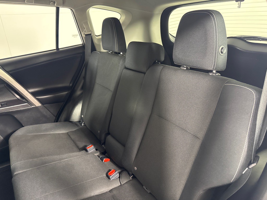 2018 Toyota Rav4 Image 24
