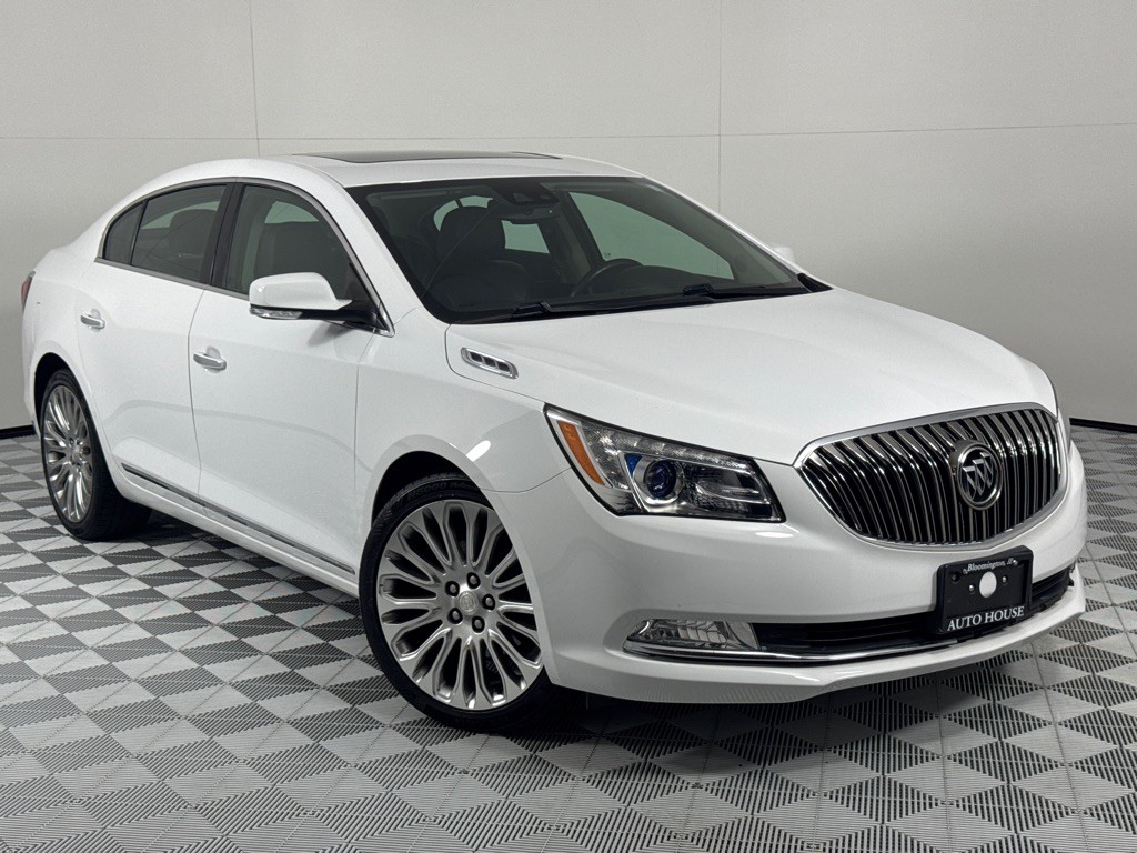 2015 Buick Lacrosse Image 2