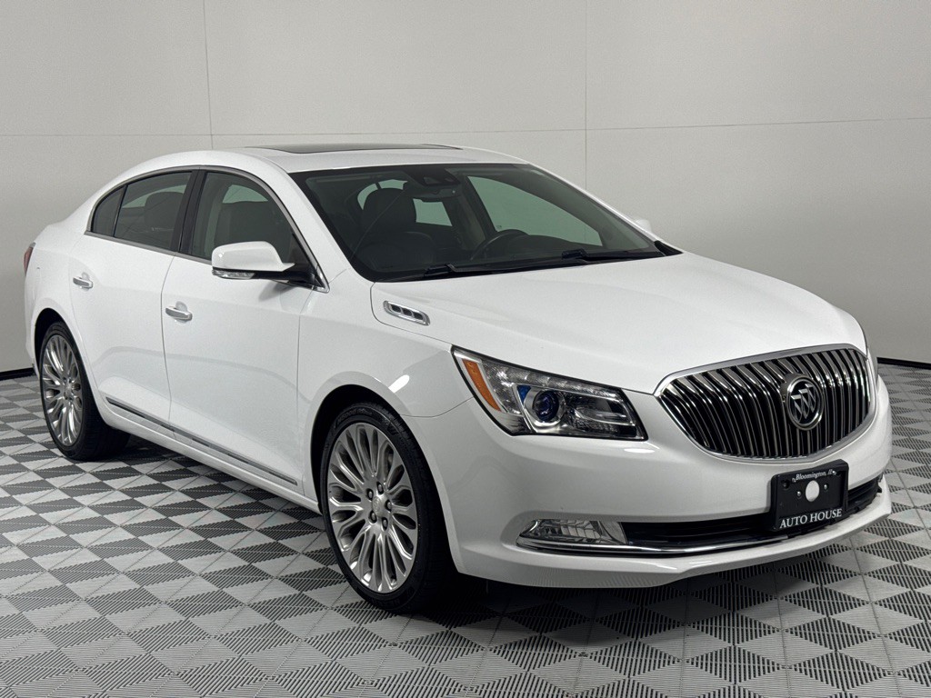 2015 Buick Lacrosse Image 3