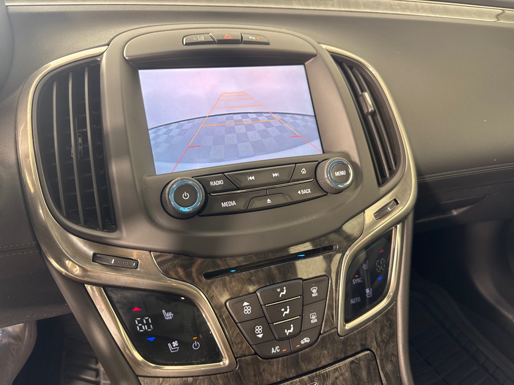 2015 Buick Lacrosse Image 20