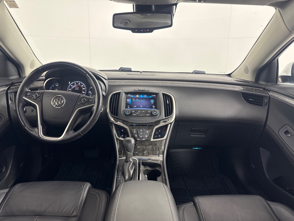 2015 Buick Lacrosse Image 28