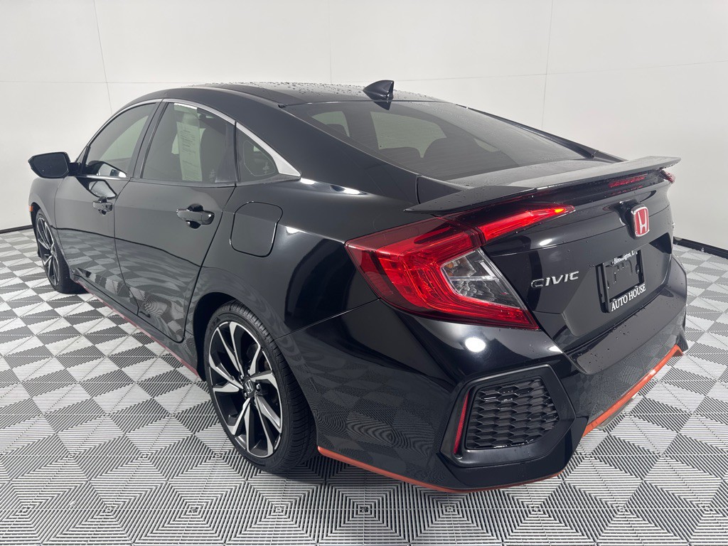 2018 Honda Civic Image 8