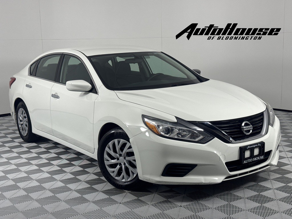2017 Nissan Altima Image 1