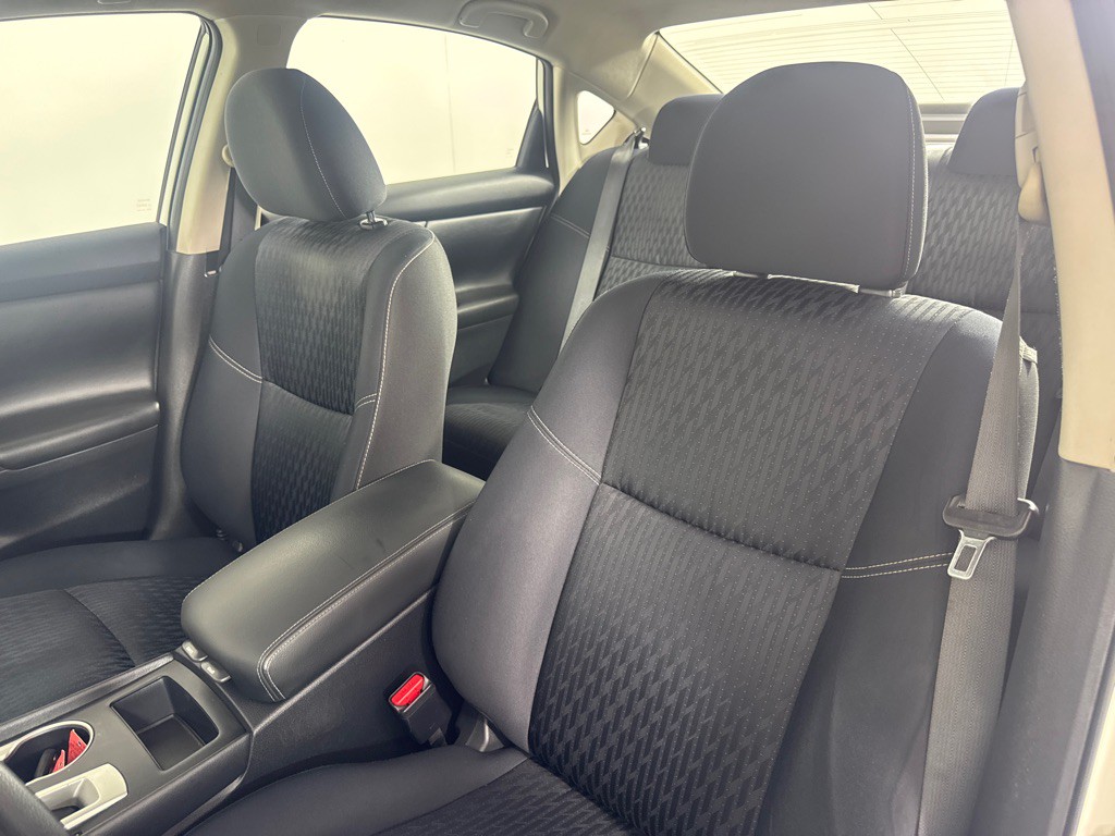 2017 Nissan Altima Image 11