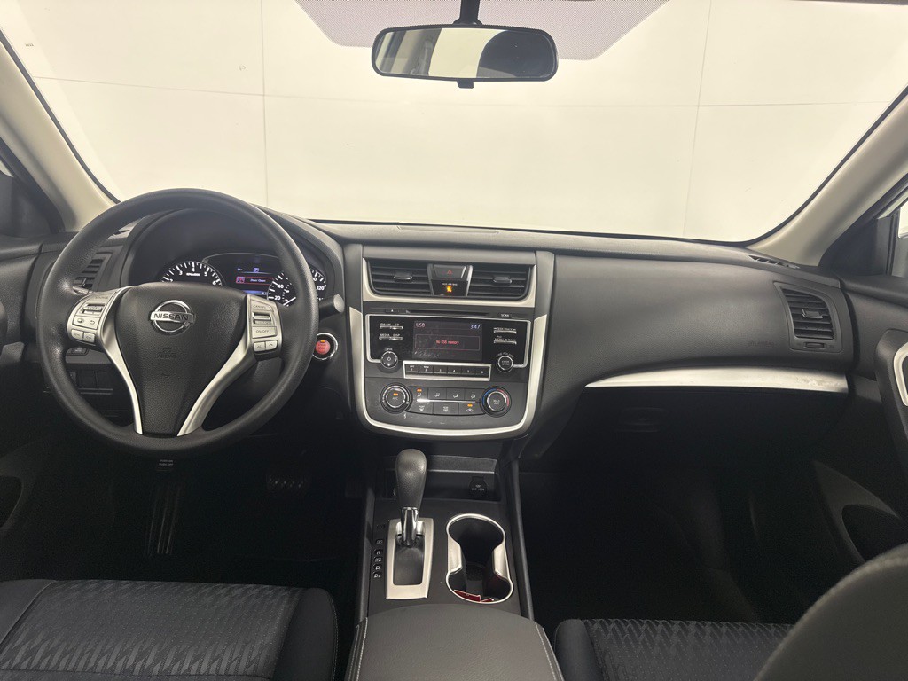 2017 Nissan Altima Image 23