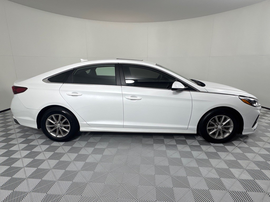 2018 Hyundai Sonata Image 4