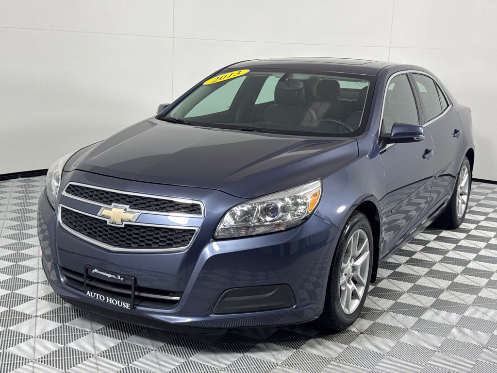 2013 Chevrolet Malibu Image 8