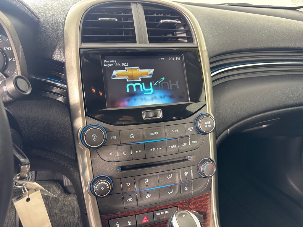 2013 Chevrolet Malibu Image 15