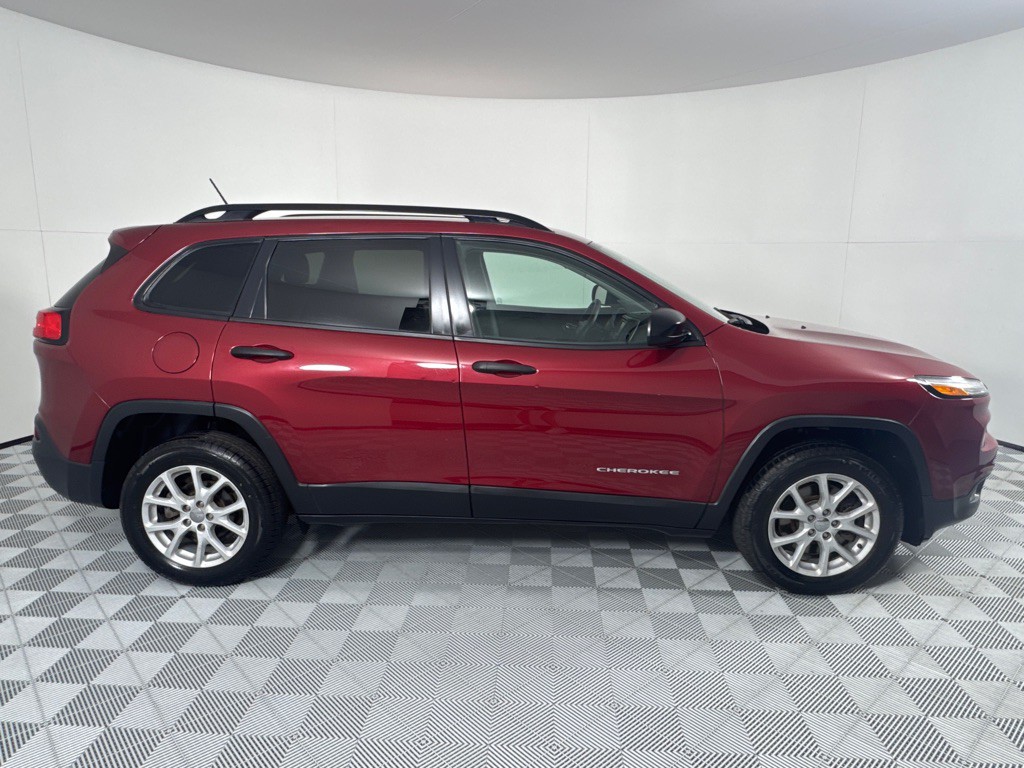 2017 Jeep Cherokee Image 4