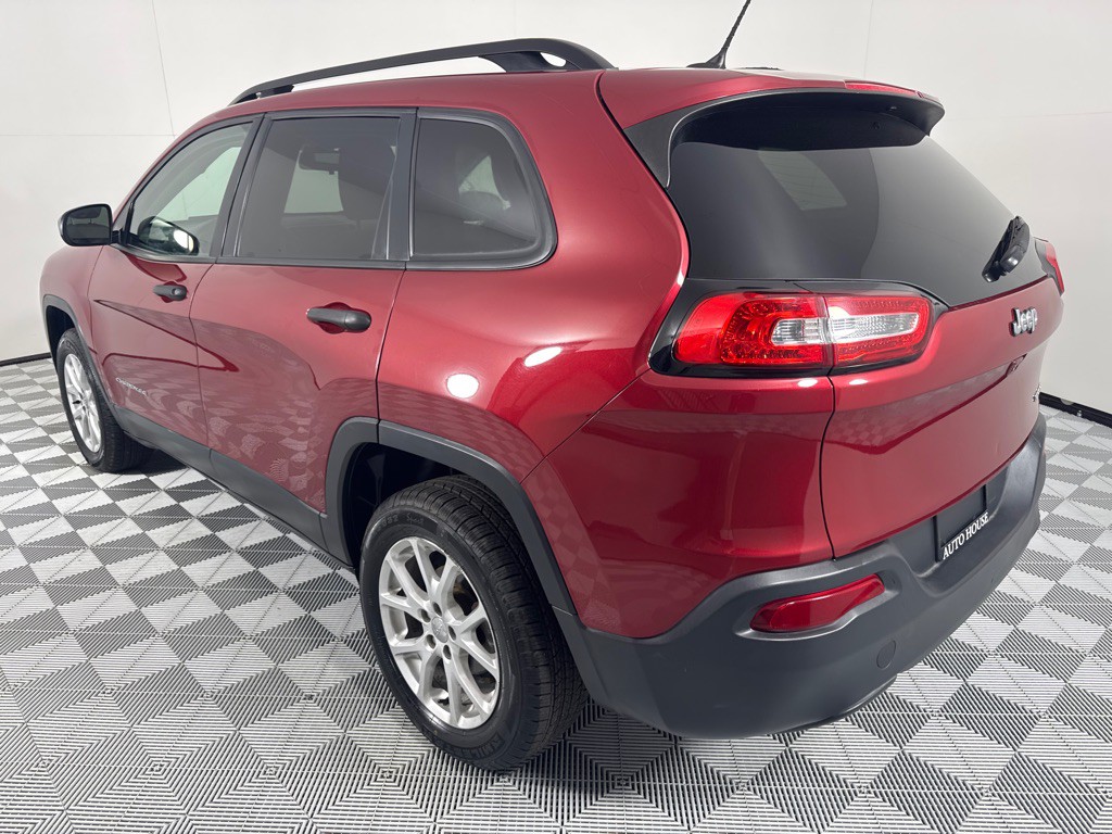 2017 Jeep Cherokee Image 7