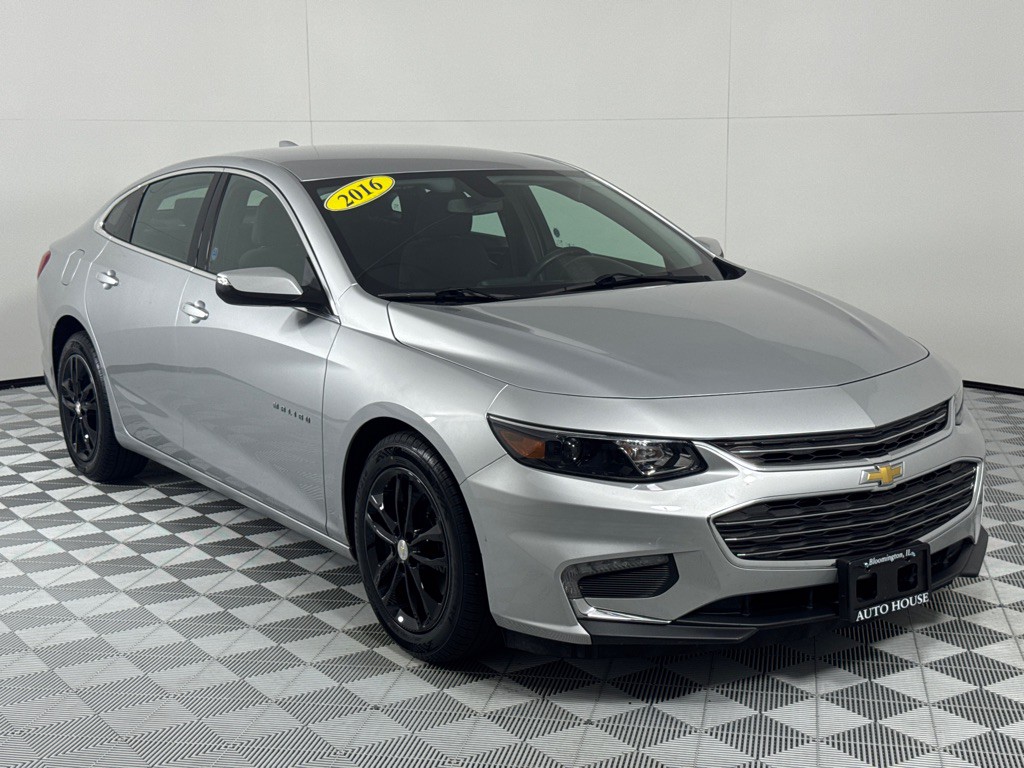 2016 Chevrolet Malibu Image 3