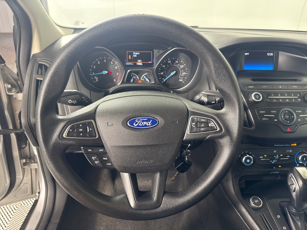 2015 Ford Focus Image 13