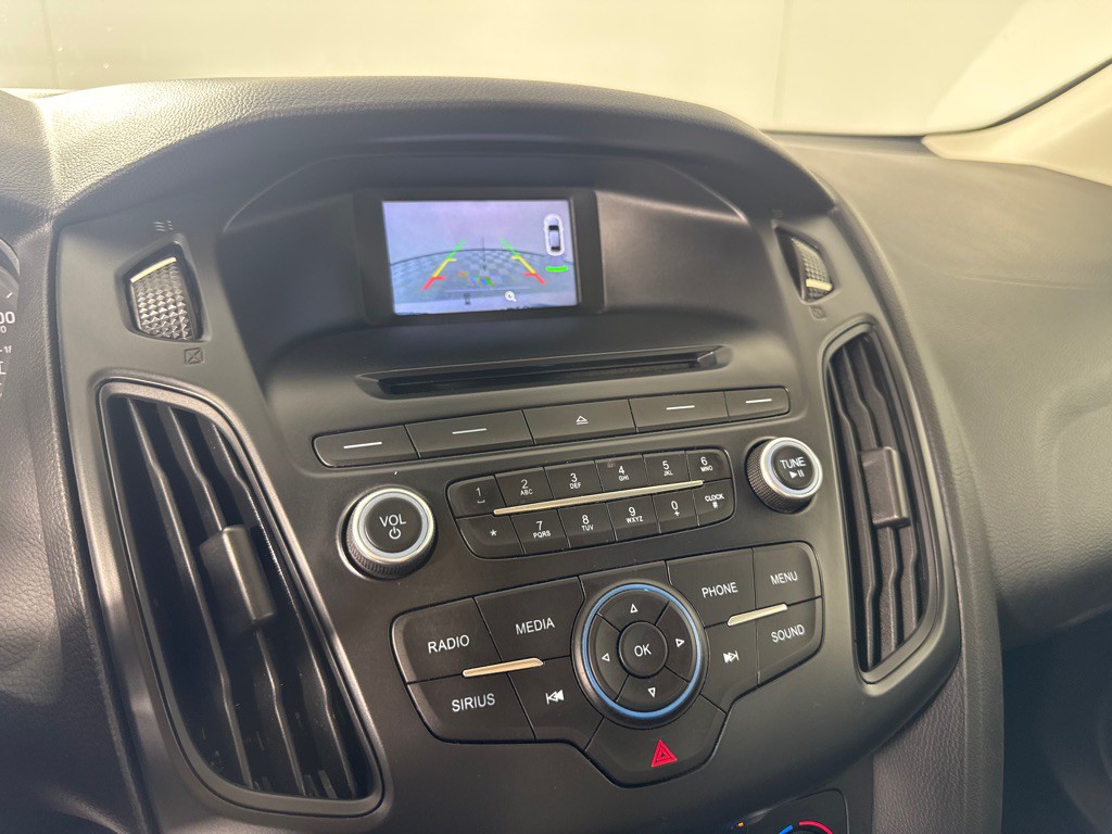 2015 Ford Focus Image 15