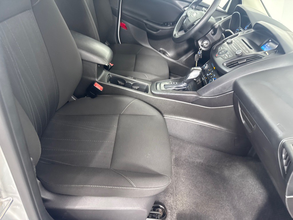 2015 Ford Focus Image 21