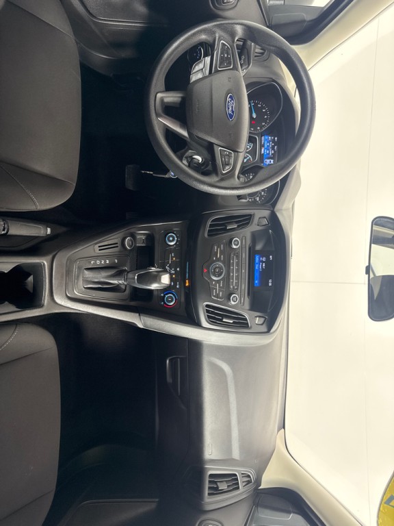 2015 Ford Focus Image 23