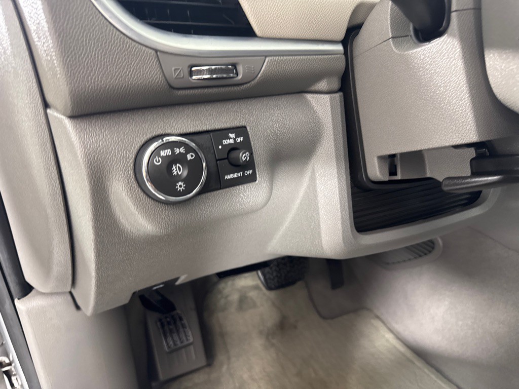 2015 Chevrolet Traverse Image 12
