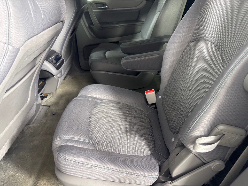 2015 Chevrolet Traverse Image 17