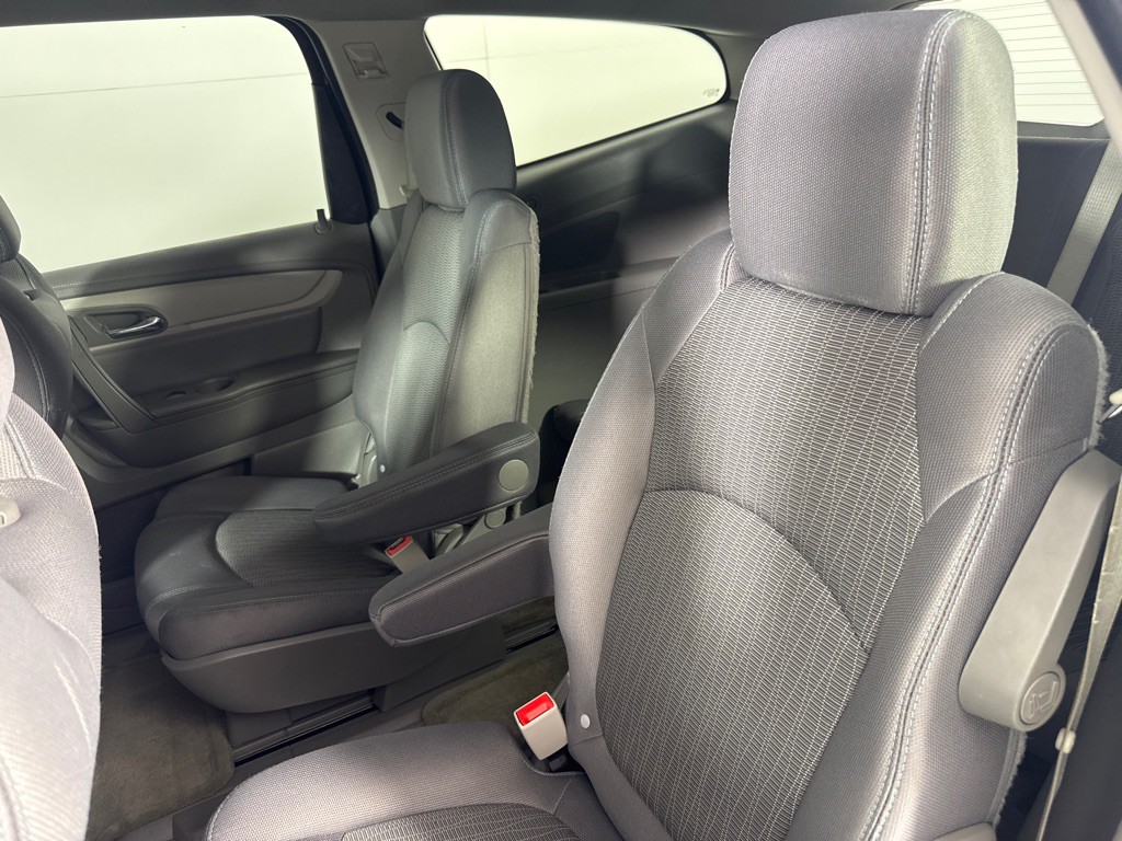2015 Chevrolet Traverse Image 18