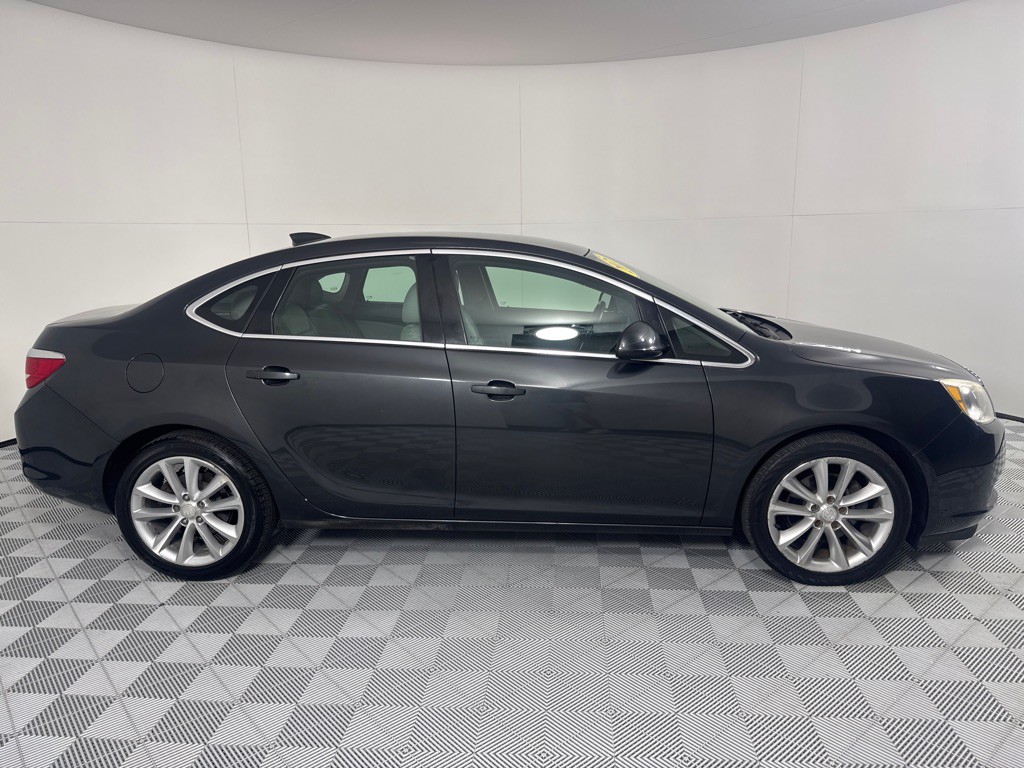 2015 Buick Verano Image 4