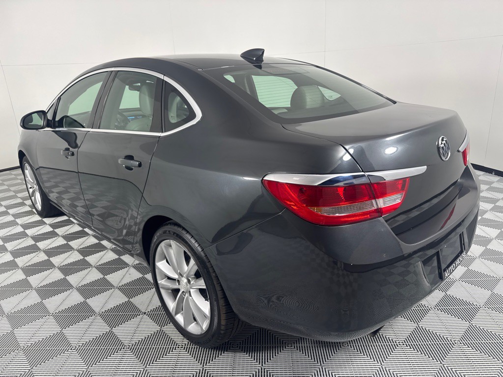 2015 Buick Verano Image 7