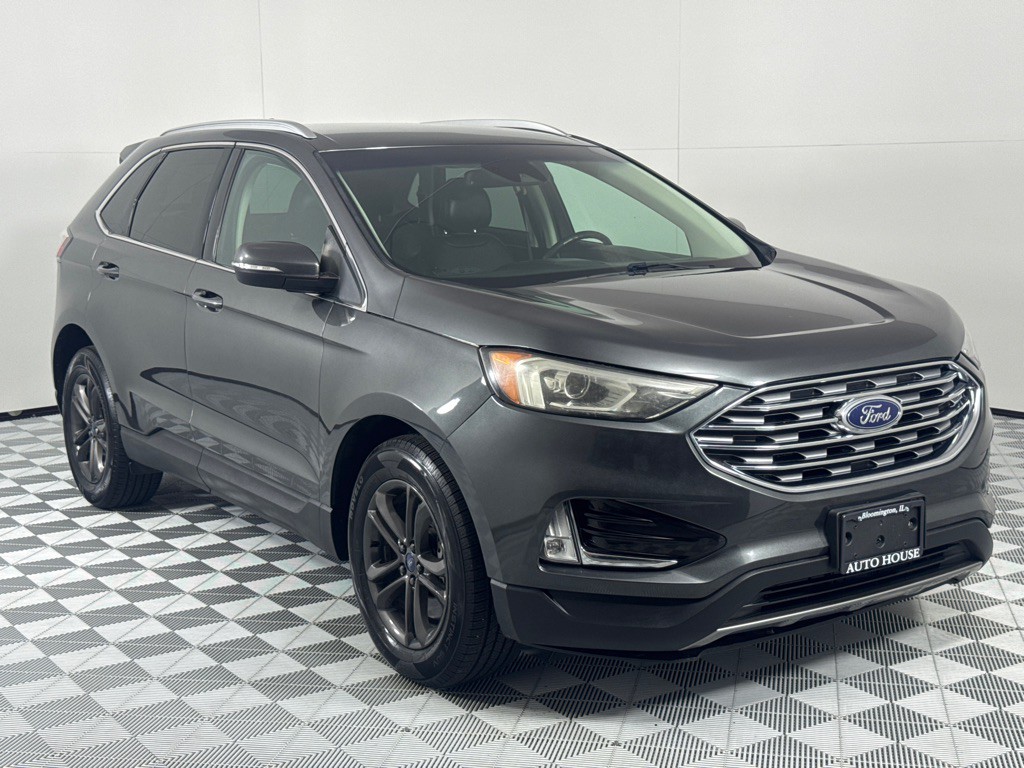 2019 Ford Edge Image 3