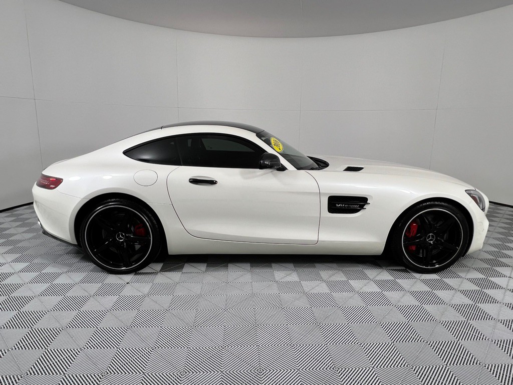 2016 Mercedes-Benz AMG GT Image 5