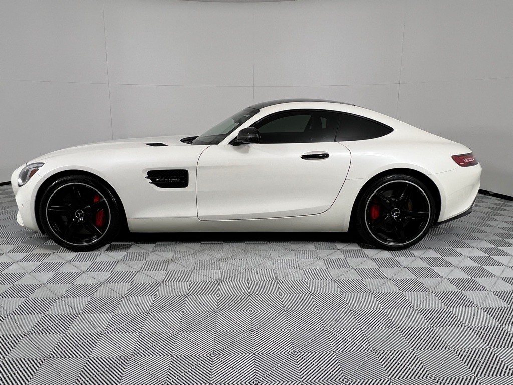 2016 Mercedes-Benz AMG GT Image 12