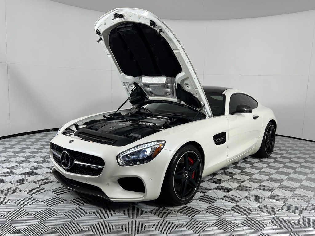 2016 Mercedes-Benz AMG GT Image 33