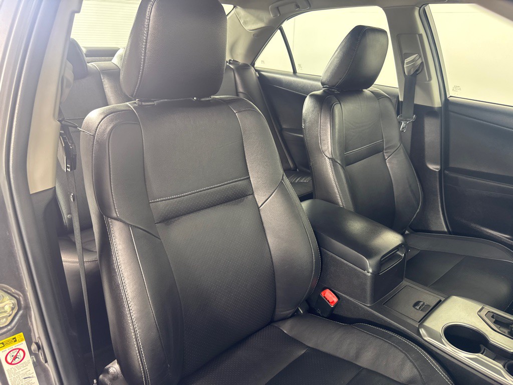 2014 Toyota Camry Image 23