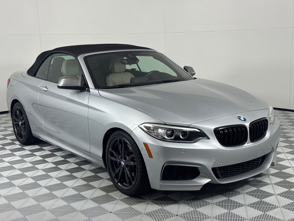 2017 BMW 2 Series Image 12