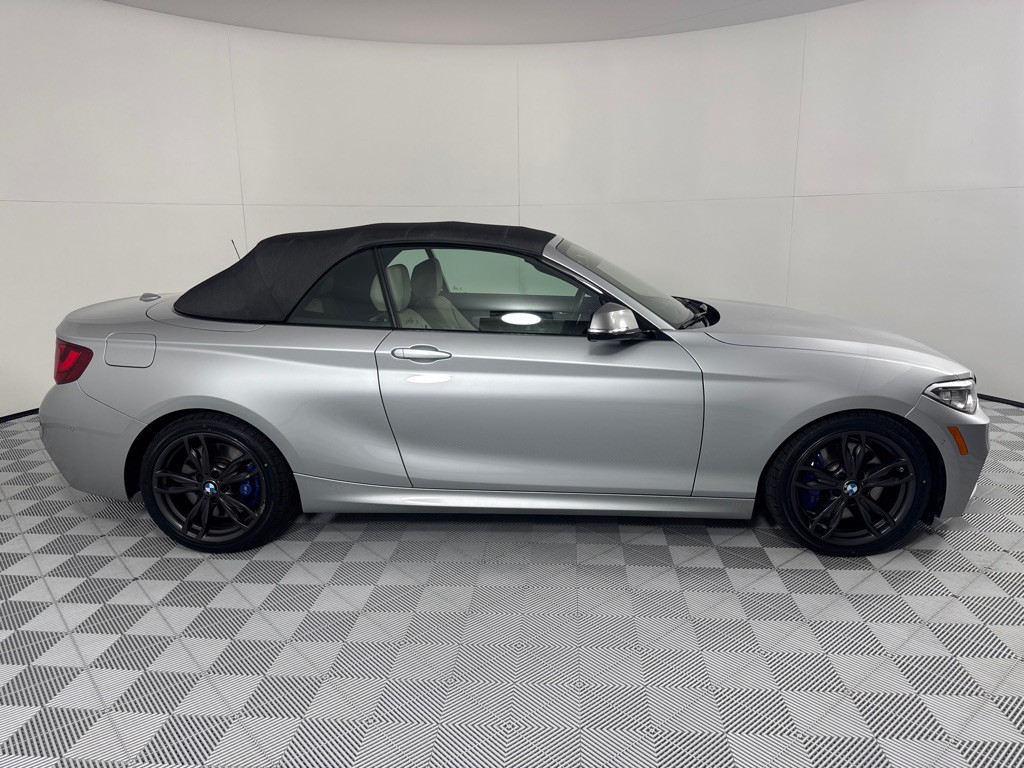 2017 BMW 2 Series Image 13