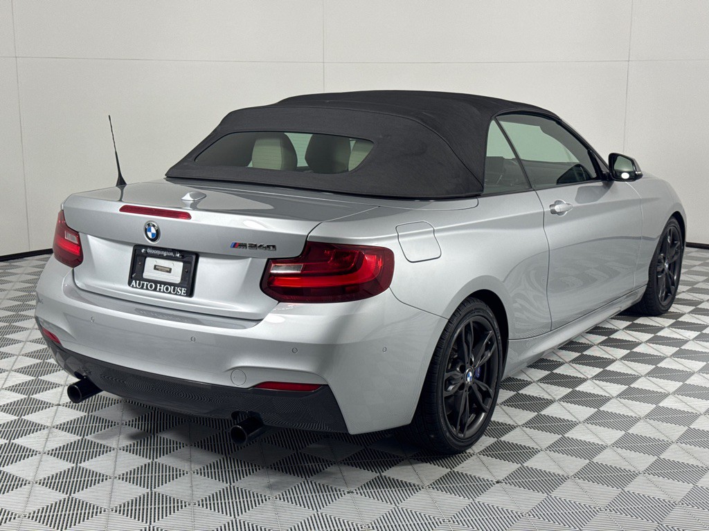 2017 BMW 2 Series Image 14