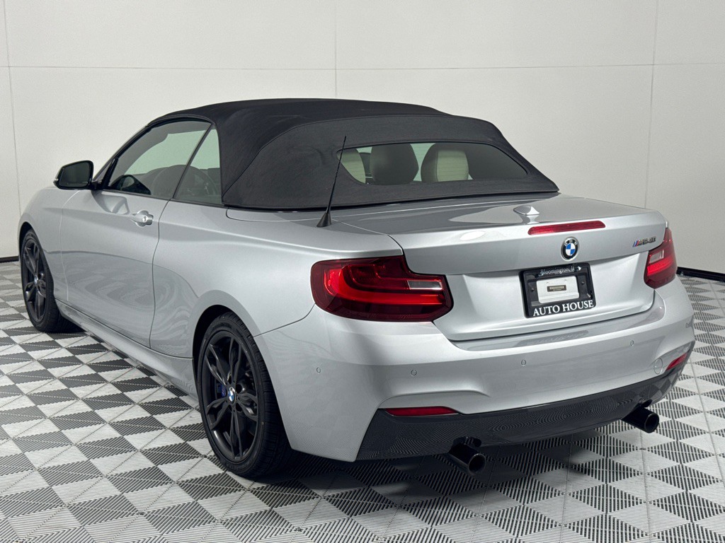 2017 BMW 2 Series Image 16