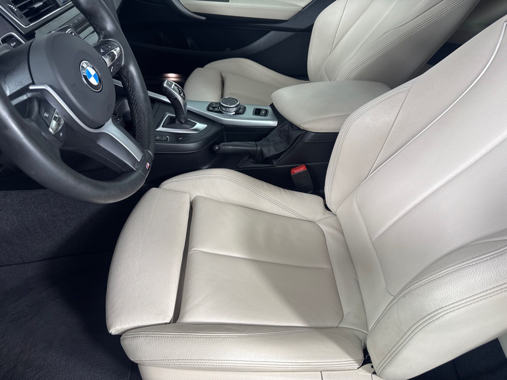 2017 BMW 2 Series Image 21