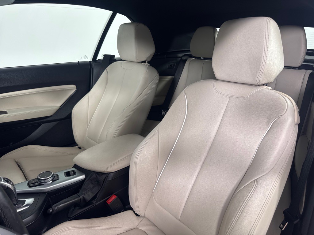 2017 BMW 2 Series Image 22