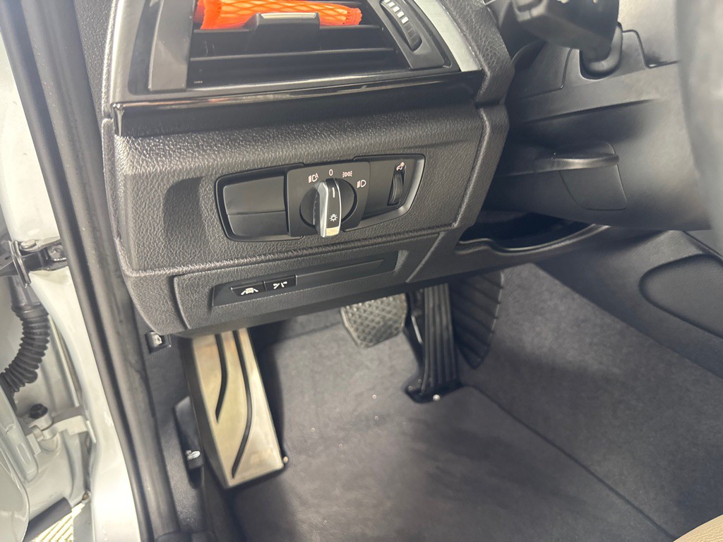 2017 BMW 2 Series Image 23