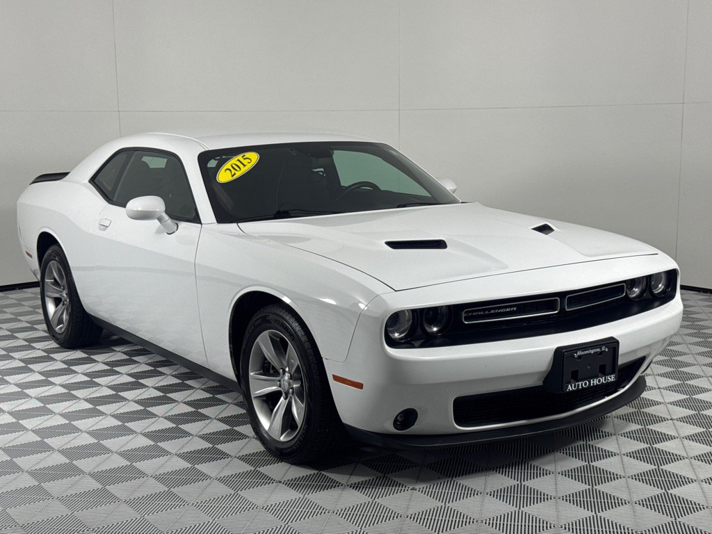 2015 Dodge Challenger Image 3