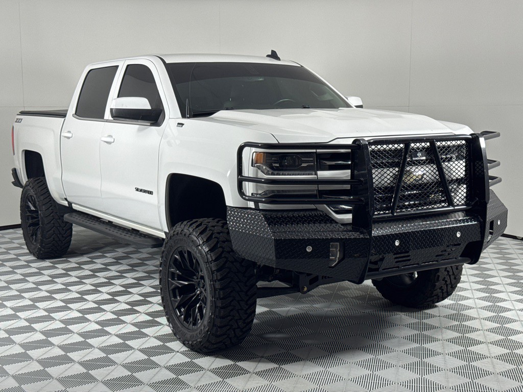 2017 Chevrolet Silverado 1500 Image 3