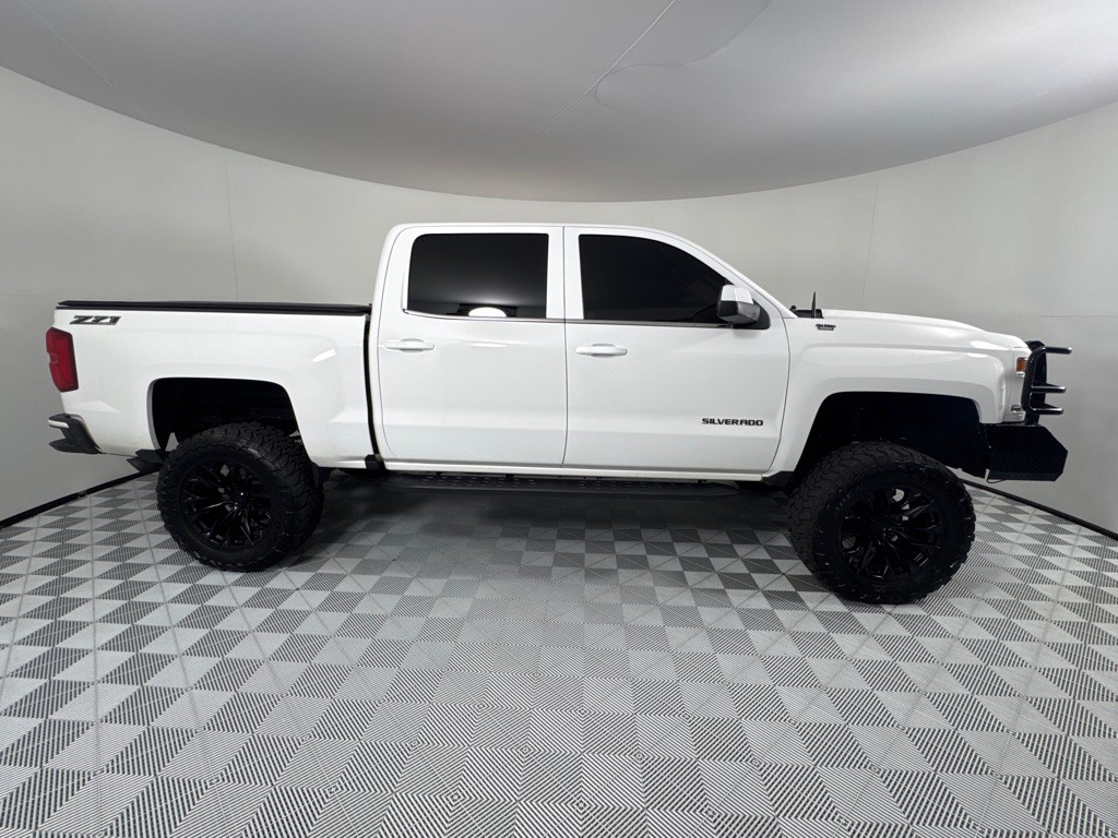 2017 Chevrolet Silverado 1500 Image 4