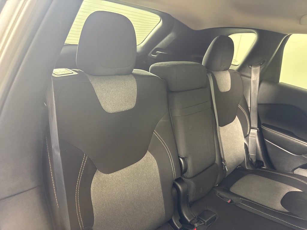 2016 Jeep Cherokee Image 18