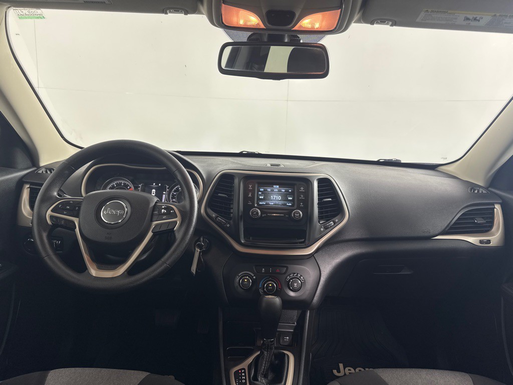 2016 Jeep Cherokee Image 20