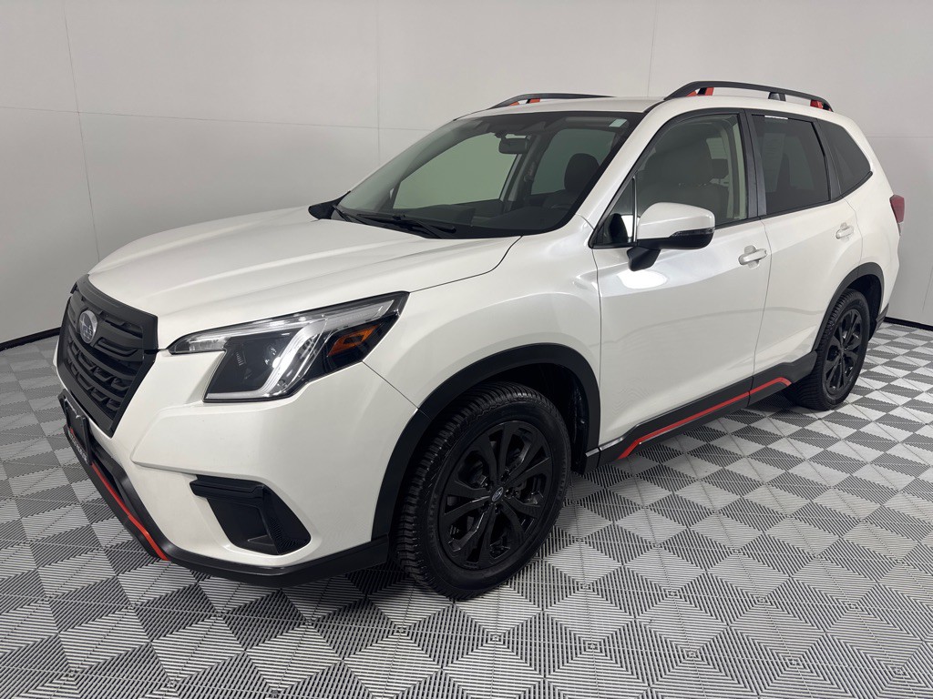 2022 Subaru Forester Image 10