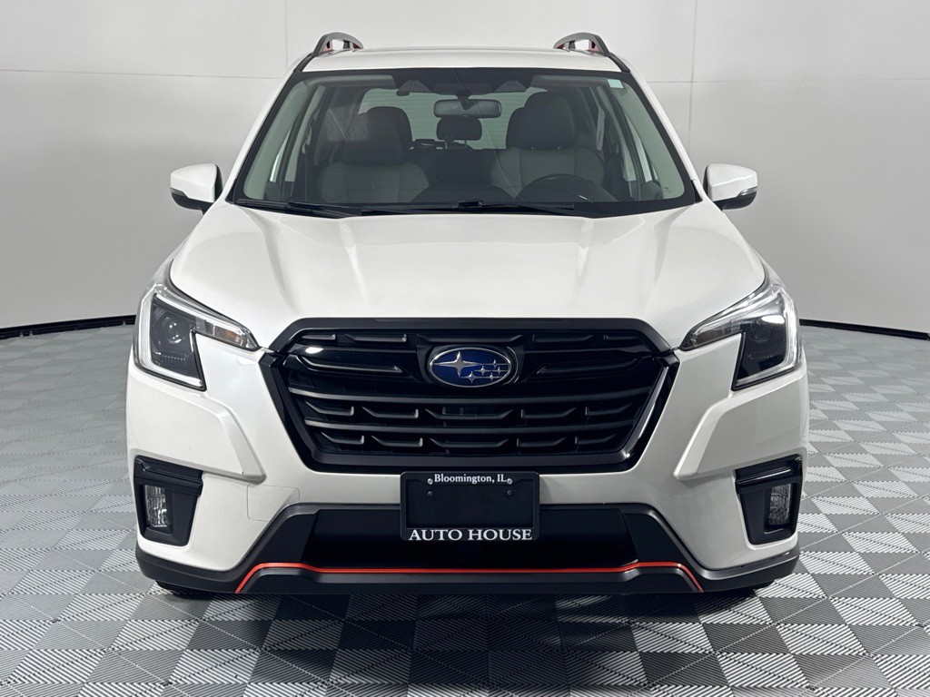 2022 Subaru Forester Image 12