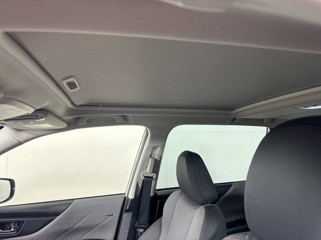 2022 Subaru Forester Image 16