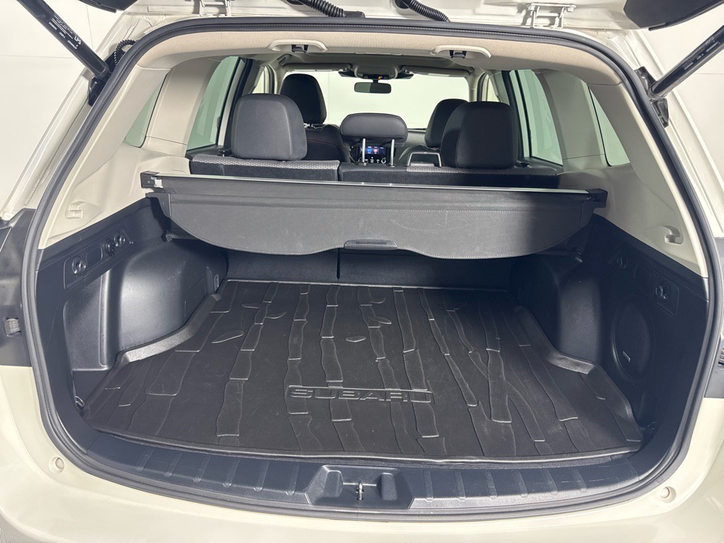2022 Subaru Forester Image 24