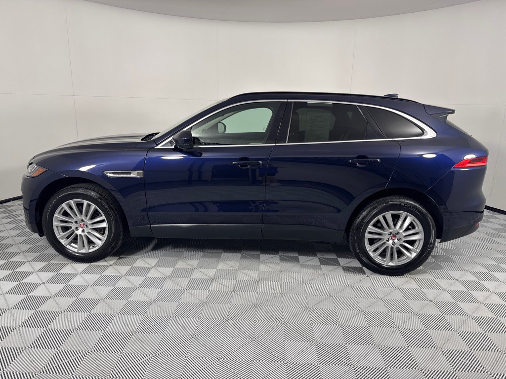 2018 Jaguar F-PACE Image 8