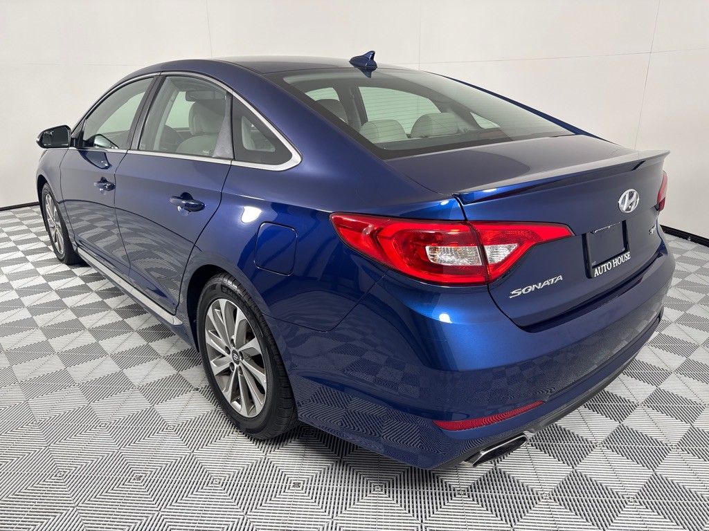 2017 Hyundai Sonata Image 6