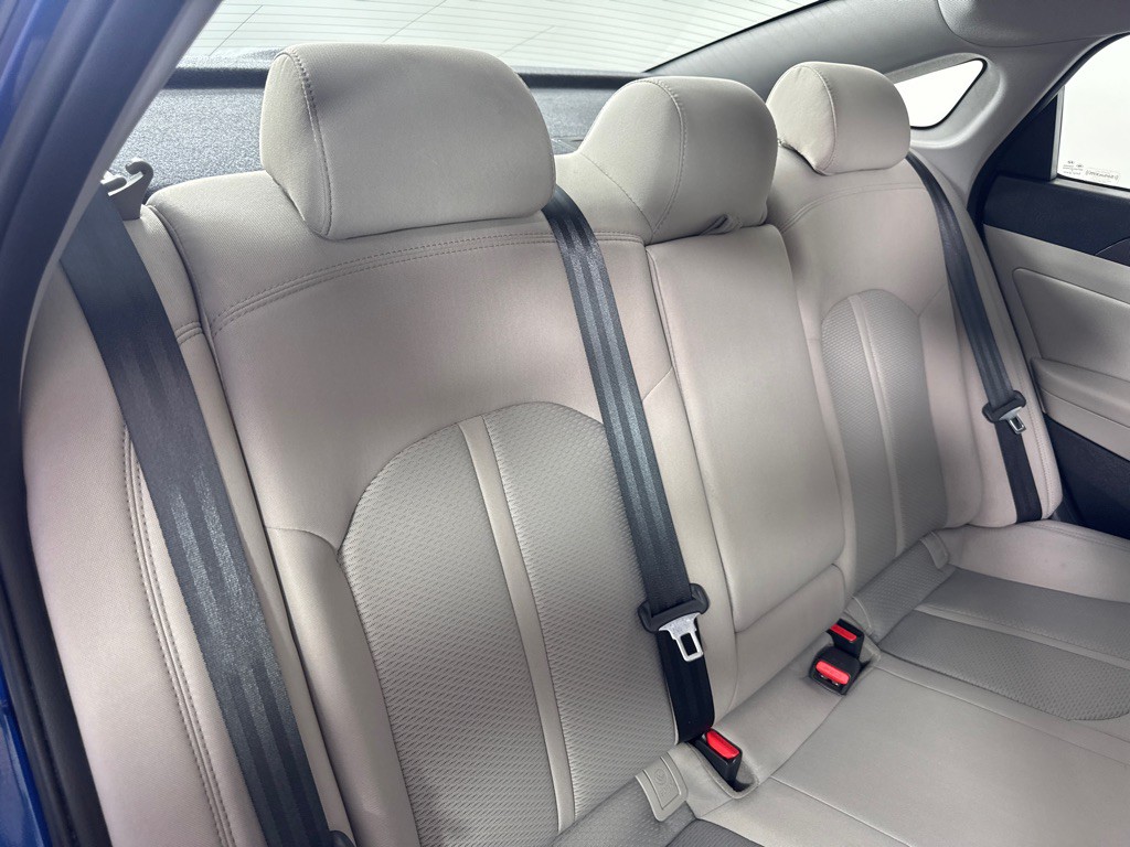 2017 Hyundai Sonata Image 20